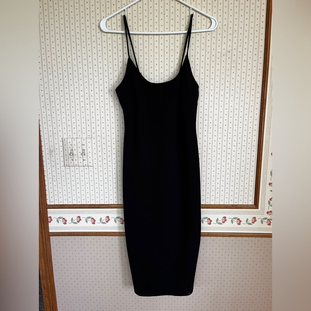 Lulu’s Black Bodycon Midi Dress | Size Medium